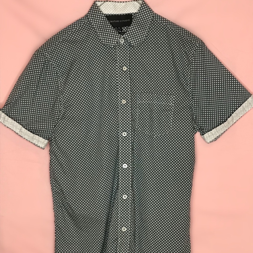 Button down medium signature studio shirt